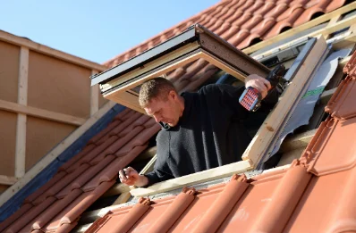 Pose de fenêtres de toit Velux à Doazon